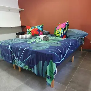 Hébergement de vacances Le Fare Ape Tarua, Taputapuapea